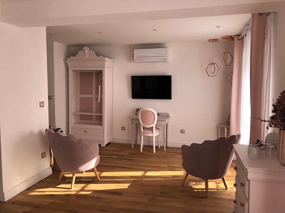 Bed and Breakfast Le Coeur De La Bastide - Adult Only Каркассон Экстерьер фото